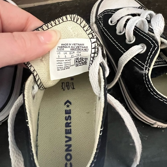 CONVERSE Children’s Bundle - Picture 5 of 6